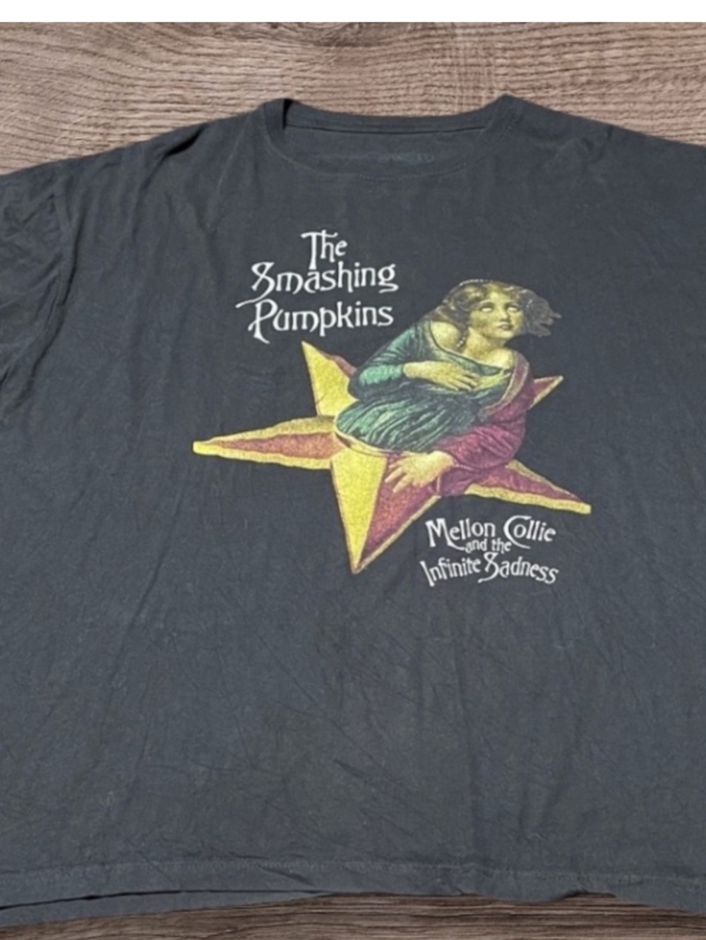 The Smashing Pumpkins Graphic T-Shirt - Picture 5 of 5